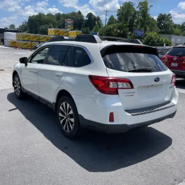 More photos of 2015 Subaru Outback 2.5i Limited at 101 Motors, NJ