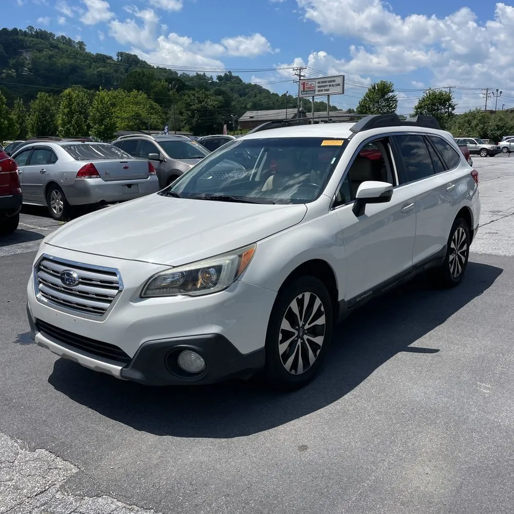 White 2015 Subaru Outback 2.5i Limited for sale in Carlstadt, NJ