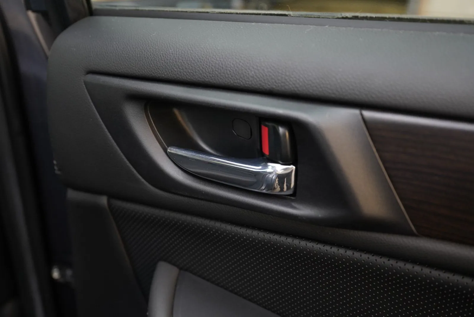 Subaru Legacy photo 32