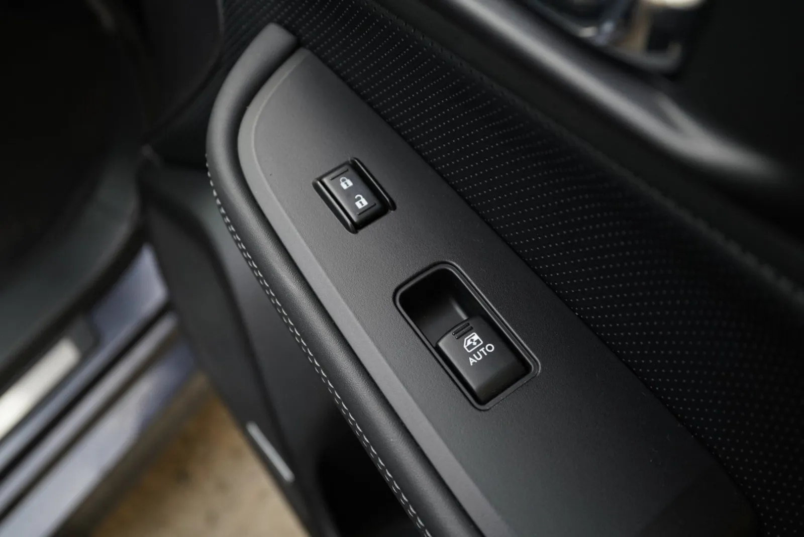 Subaru Legacy photo 39