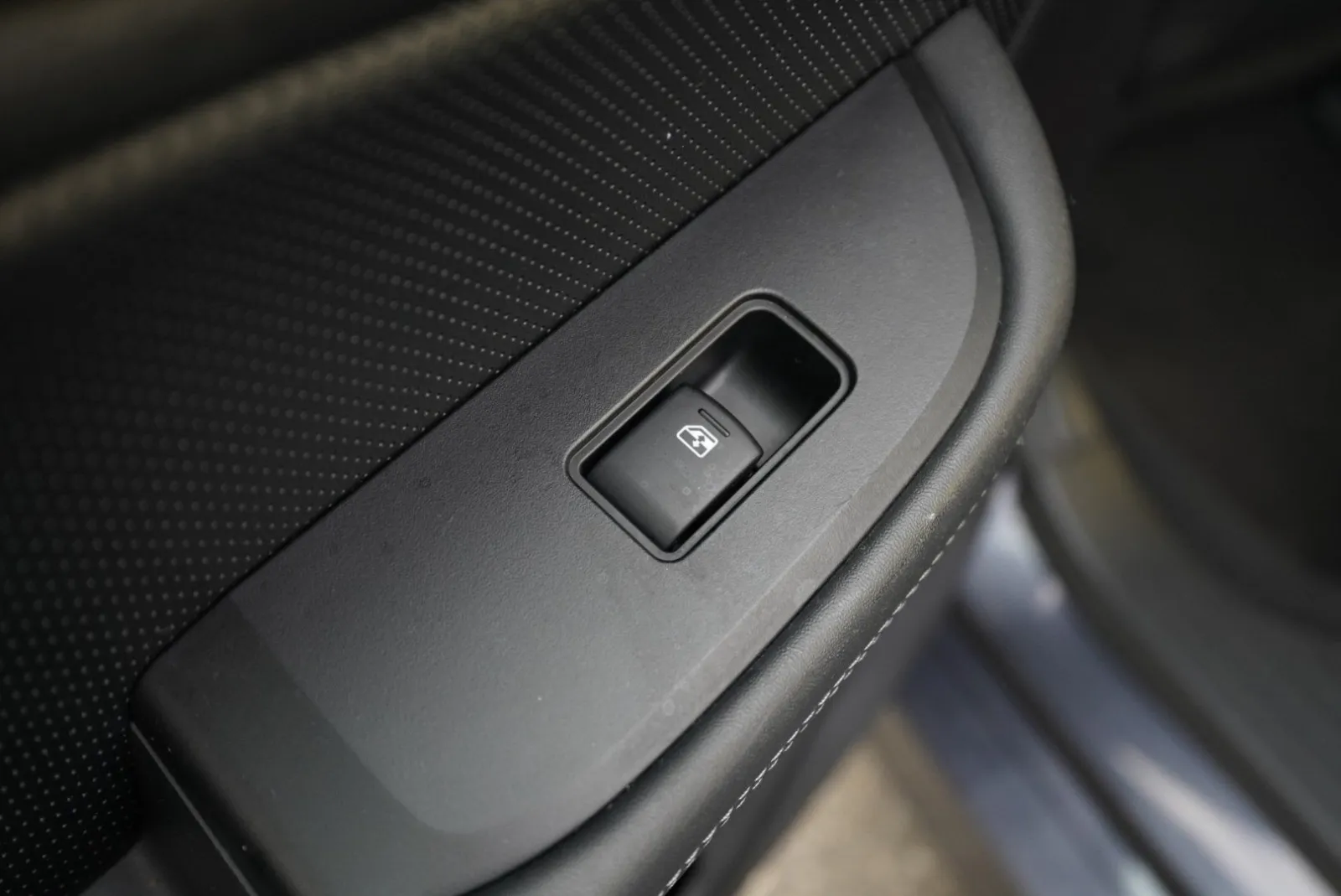 Subaru Legacy photo 26