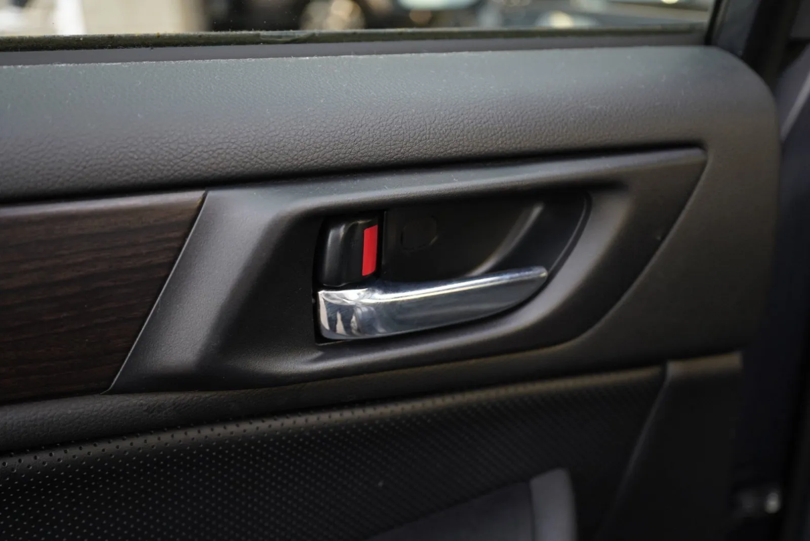 Subaru Legacy photo 25