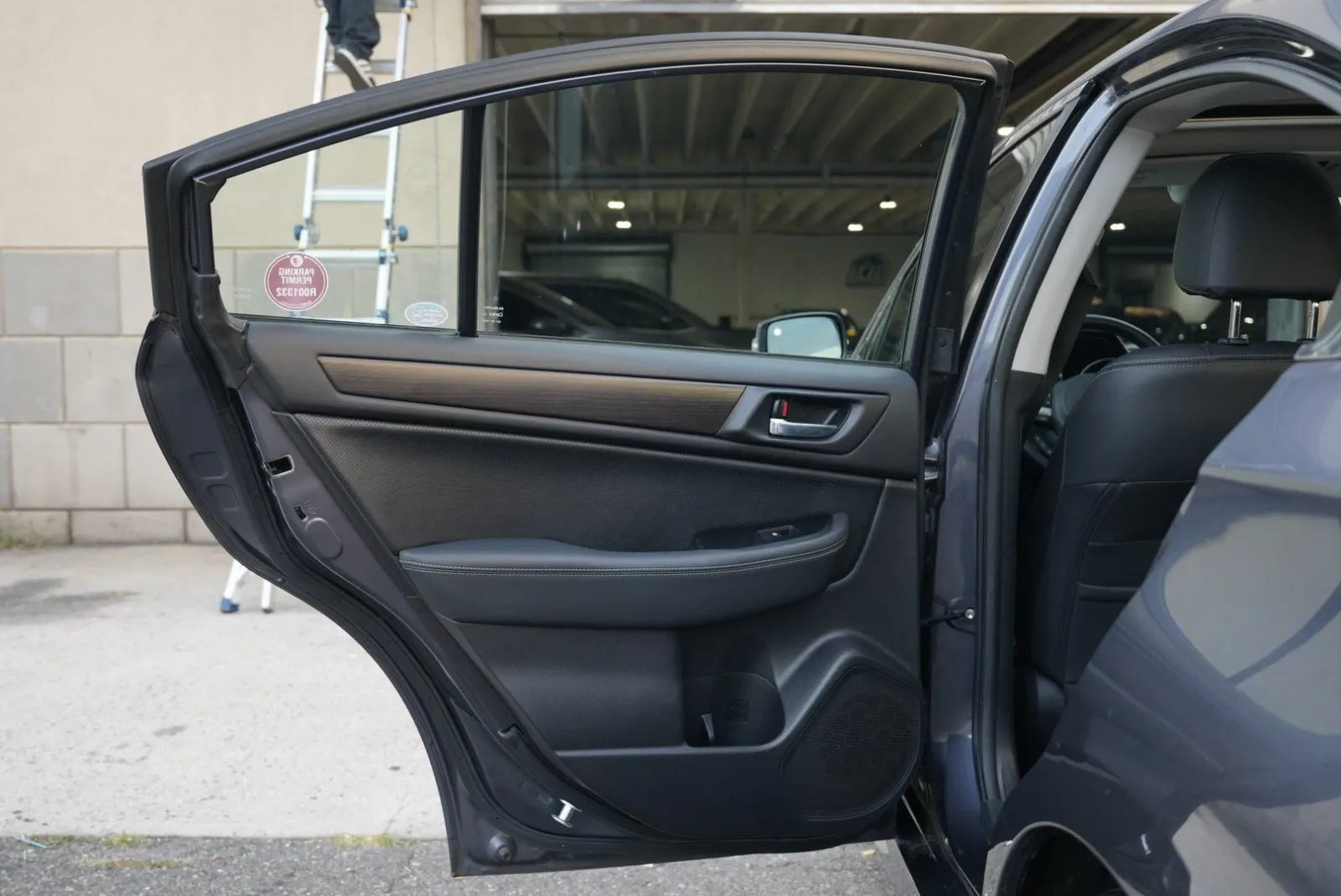 Subaru Legacy photo 24