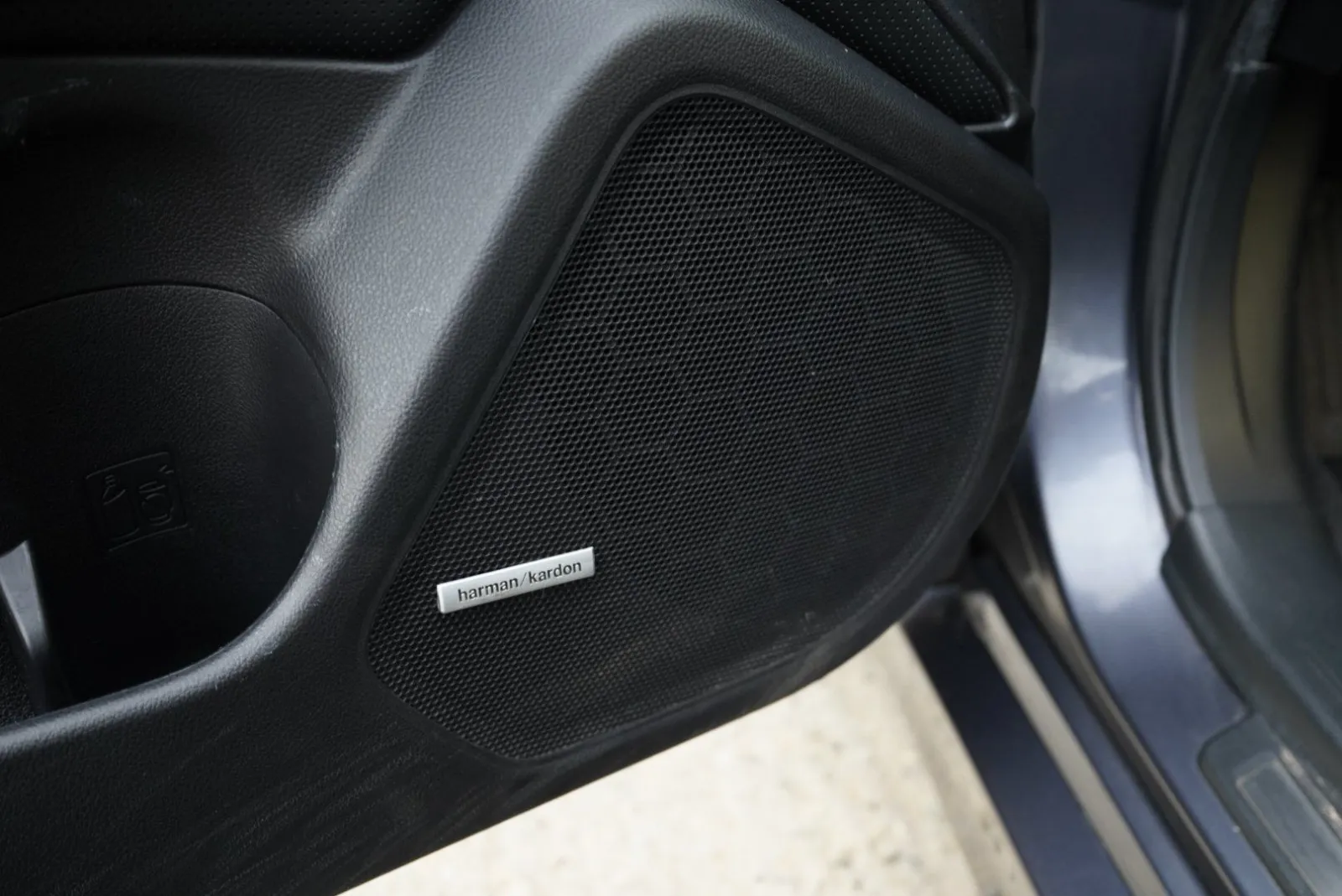 Subaru Legacy photo 21