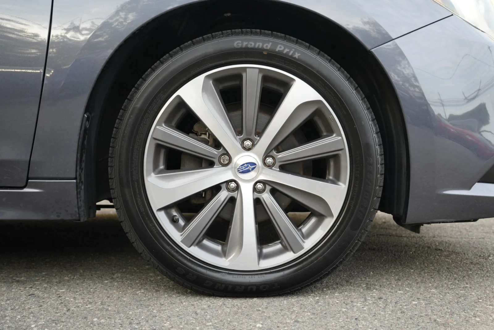 Subaru Legacy photo 17