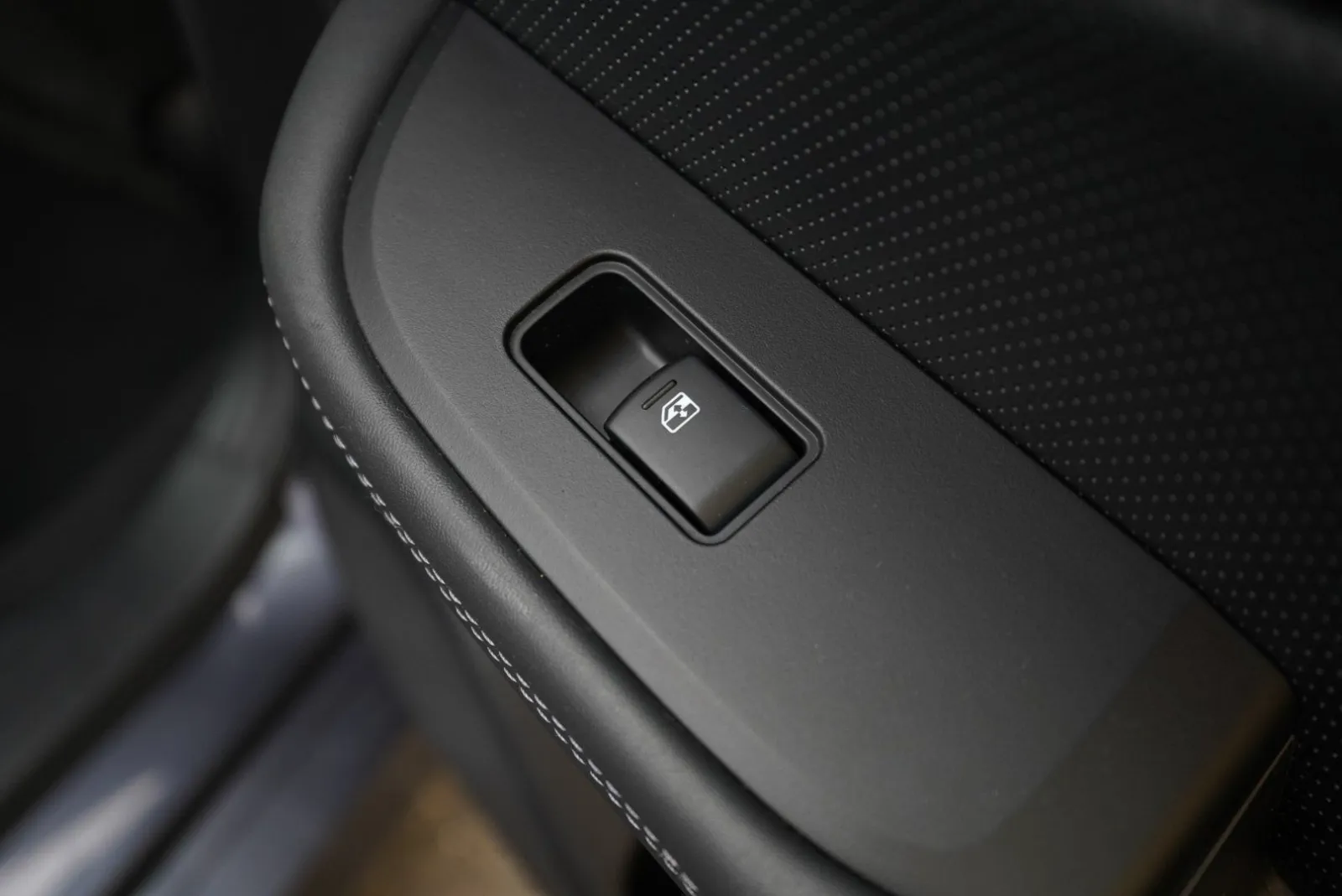 Subaru Legacy photo 33