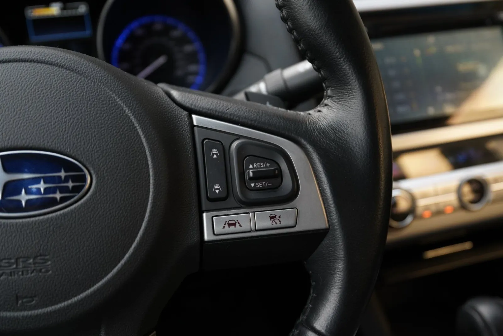 Subaru Legacy photo 52