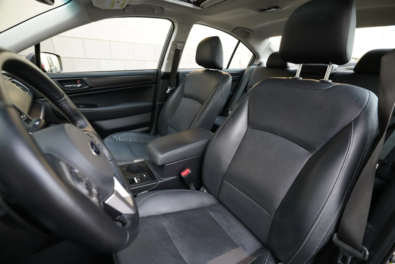 Subaru Legacy photo 22