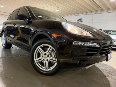 More photos of 2014 Porsche Cayenne S at 101 Motors, NJ
