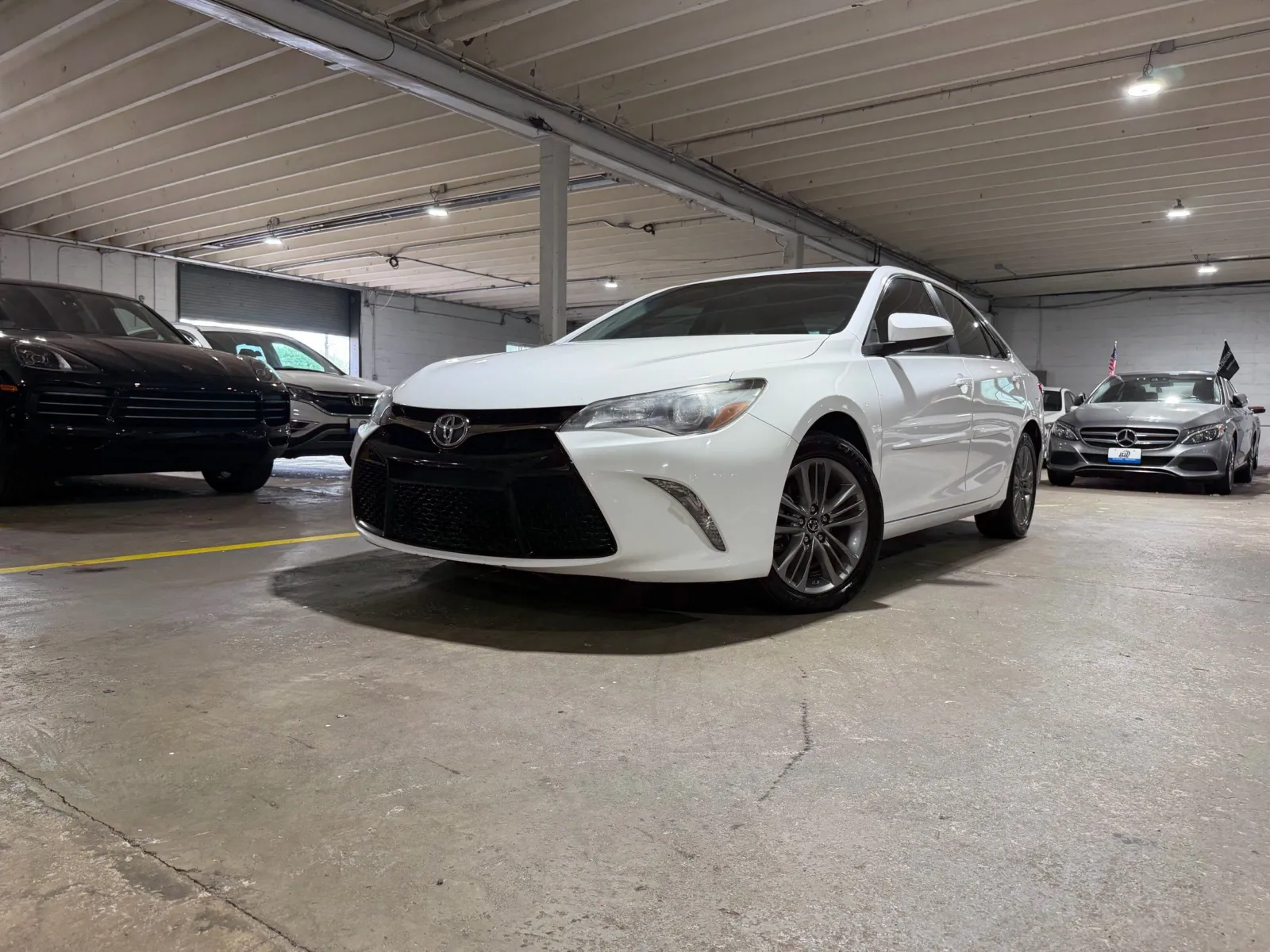 White 2017 Toyota Camry SE for sale in Carlstadt, NJ