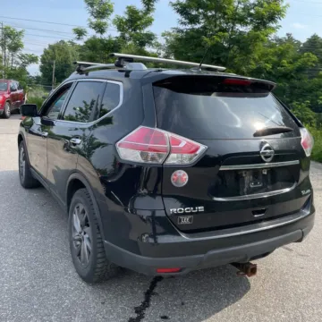 More photos of 2016 Nissan Rogue SL at 101 Motors, NJ