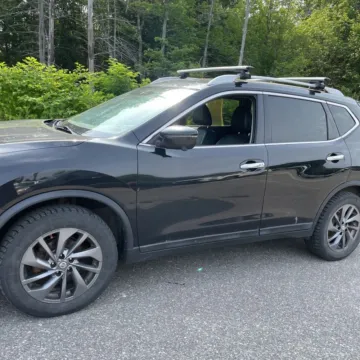 More photos of 2016 Nissan Rogue SL at 101 Motors, NJ
