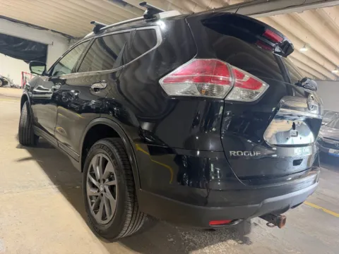 Another view of 2016 Nissan Rogue SL for sale in Carlstadt, NJ at 101 Motors