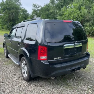 More photos of 2012 Honda Pilot EX-L at 101 Motors, NJ