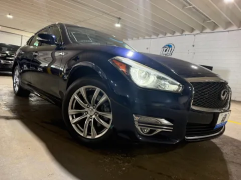 More photos of 2015 INFINITI Q70 3.7X at 101 Motors, NJ