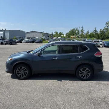 Another view of 2016 Nissan Rogue SL for sale in Carlstadt, NJ at 101 Motors
