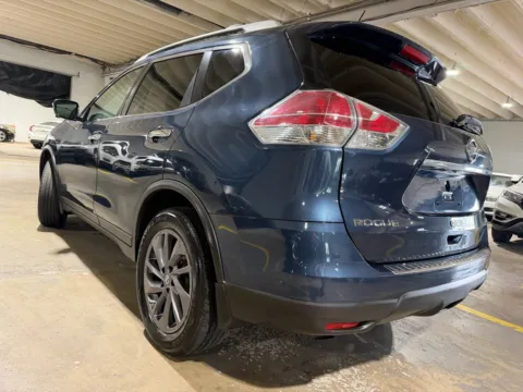 Another view of 2016 Nissan Rogue SL for sale in Carlstadt, NJ at 101 Motors