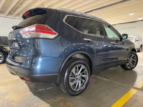 More photos of 2016 Nissan Rogue SL at 101 Motors, NJ