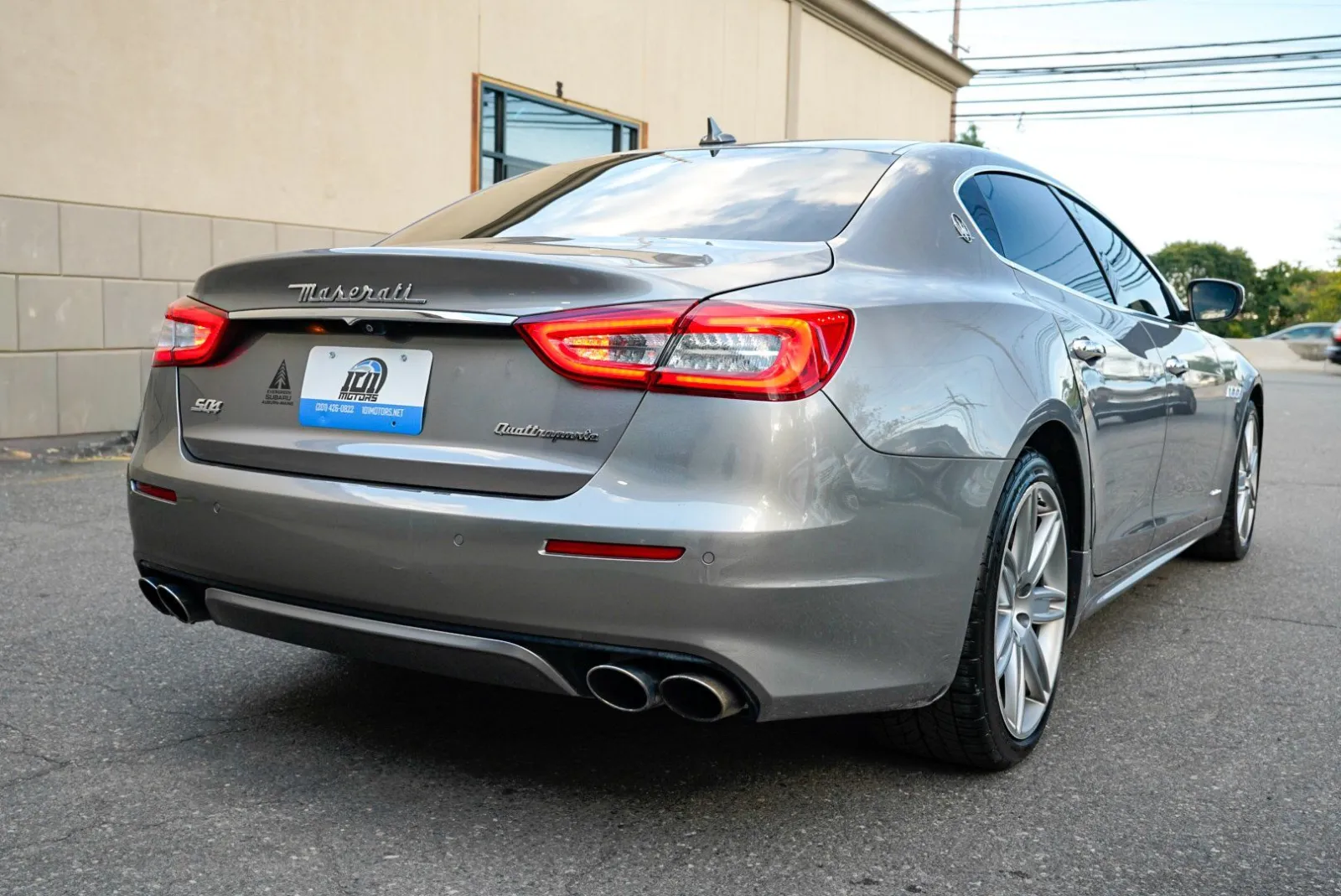 Maserati Quattroporte photo 5