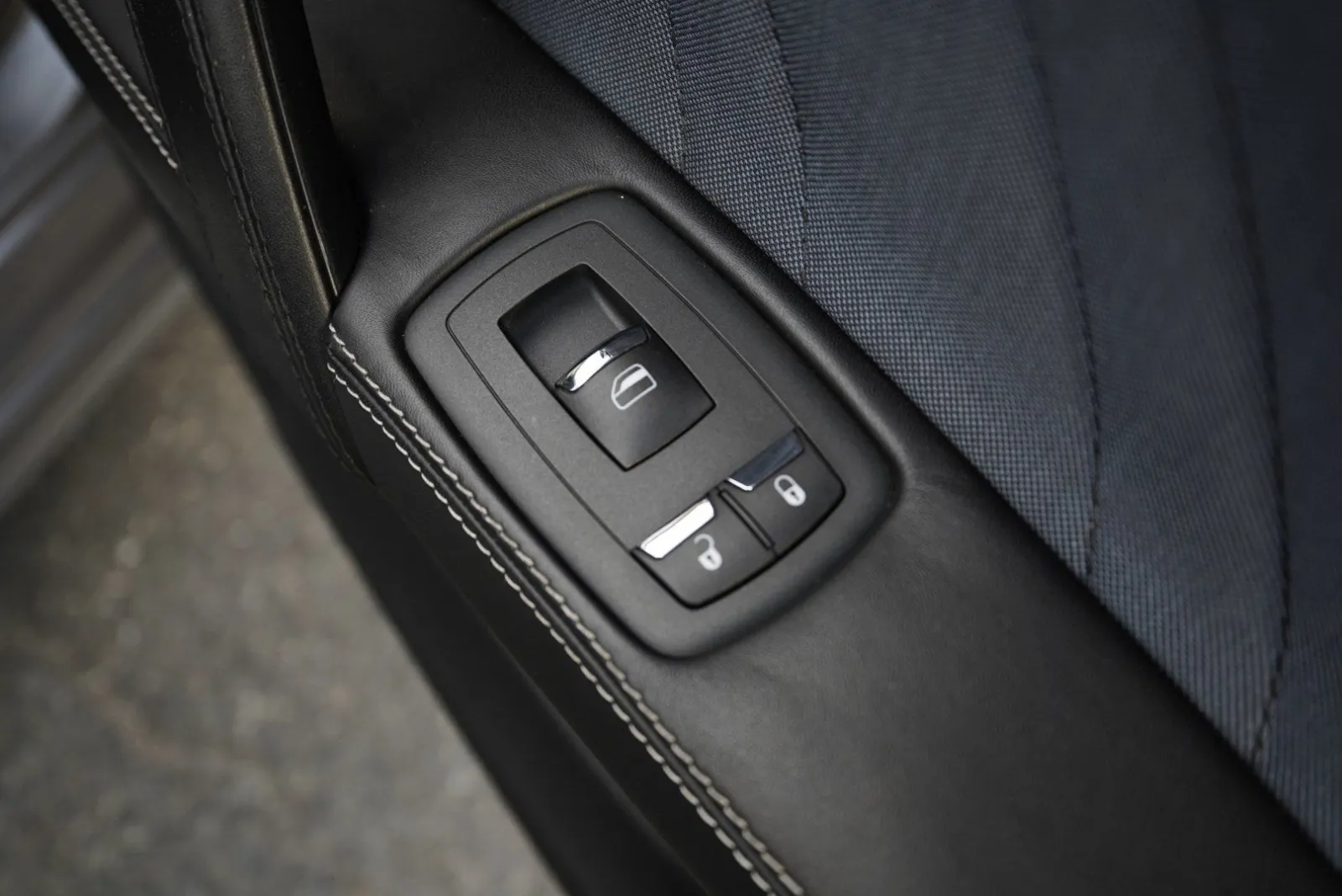Maserati Quattroporte photo 45