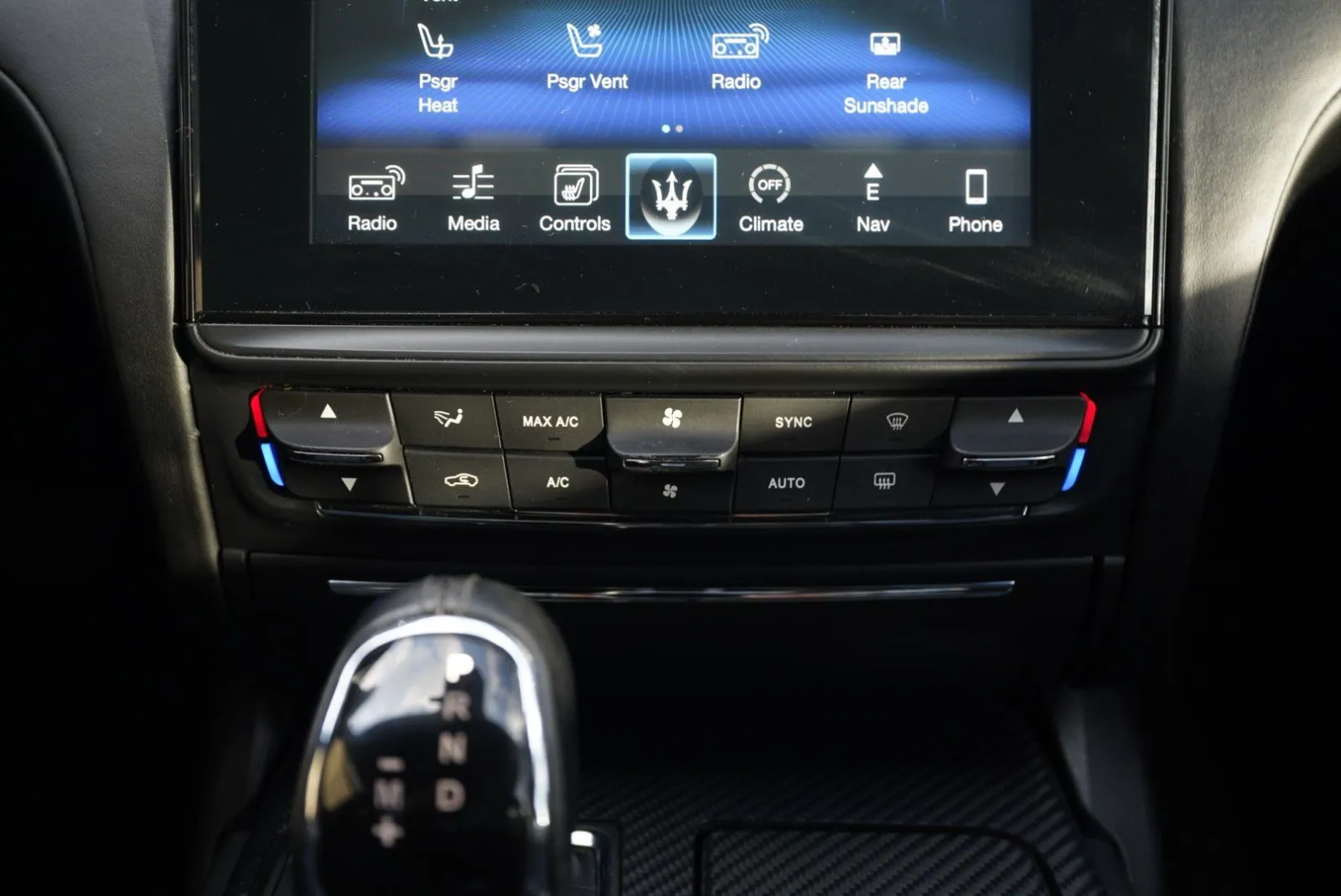Maserati Quattroporte photo 52