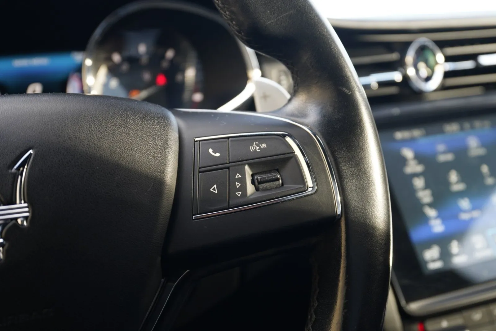 Maserati Quattroporte photo 58