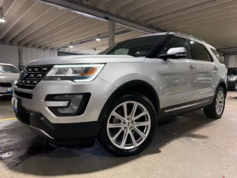 Photos of 2016 Ford Explorer Limited for sale in Carlstadt, NJ at 101 Motors