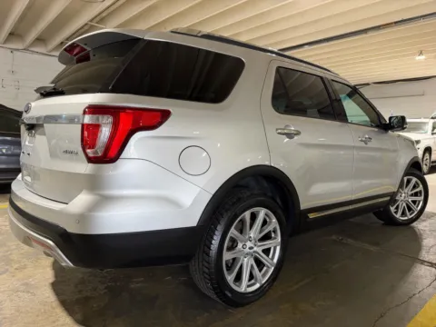 More photos of 2016 Ford Explorer Limited at 101 Motors, NJ