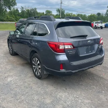 More photos of 2017 Subaru Outback 2.5i Limited at 101 Motors, NJ