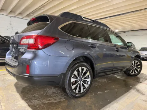 More photos of 2017 Subaru Outback 2.5i Limited at 101 Motors, NJ