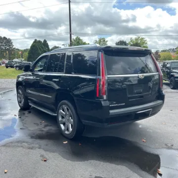 More photos of 2016 Cadillac Escalade Luxury Collection at 101 Motors, NJ