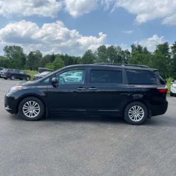 Another view of 2016 Toyota Sienna XLE 8 Passenger for sale in Carlstadt, NJ at 101 Motors