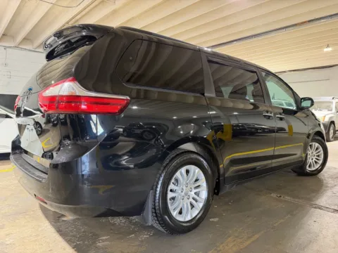 More photos of 2016 Toyota Sienna XLE 8 Passenger at 101 Motors, NJ