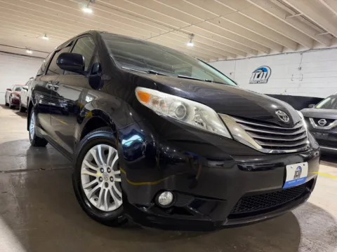More photos of 2016 Toyota Sienna XLE 8 Passenger at 101 Motors, NJ