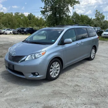 Silver 2012 Toyota Sienna XLE 7 Passenger for sale in Carlstadt, NJ