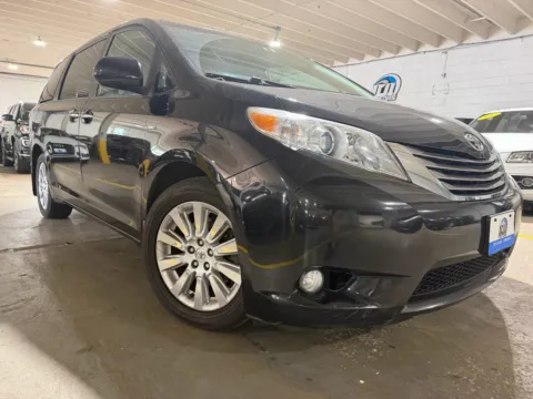 More photos of 2016 Toyota Sienna XLE 7 Passenger at 101 Motors, NJ