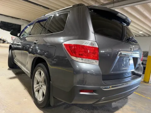 Another view of 2012 Toyota Highlander Limited V6 for sale in Carlstadt, NJ at 101 Motors
