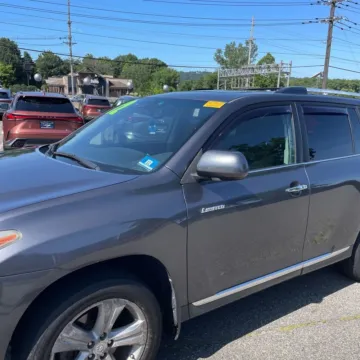 Photos of 2012 Toyota Highlander Limited V6 for sale in Carlstadt, NJ at 101 Motors