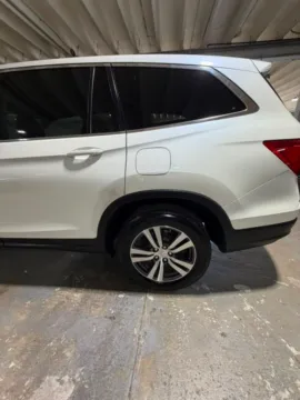 More photos of 2018 Honda Pilot EX-L at 101 Motors, NJ