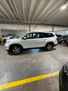 More photos of 2018 Honda Pilot EX-L at 101 Motors, NJ
