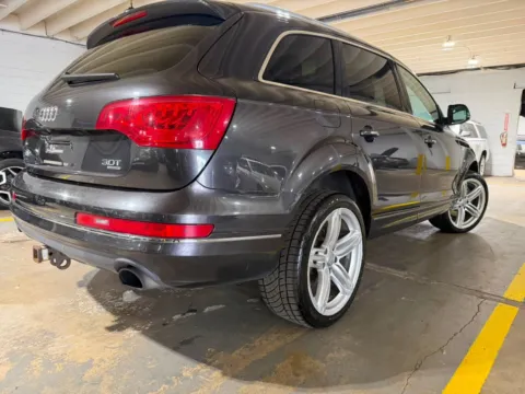 More photos of 2015 Audi Q7 3.0T Premium at 101 Motors, NJ