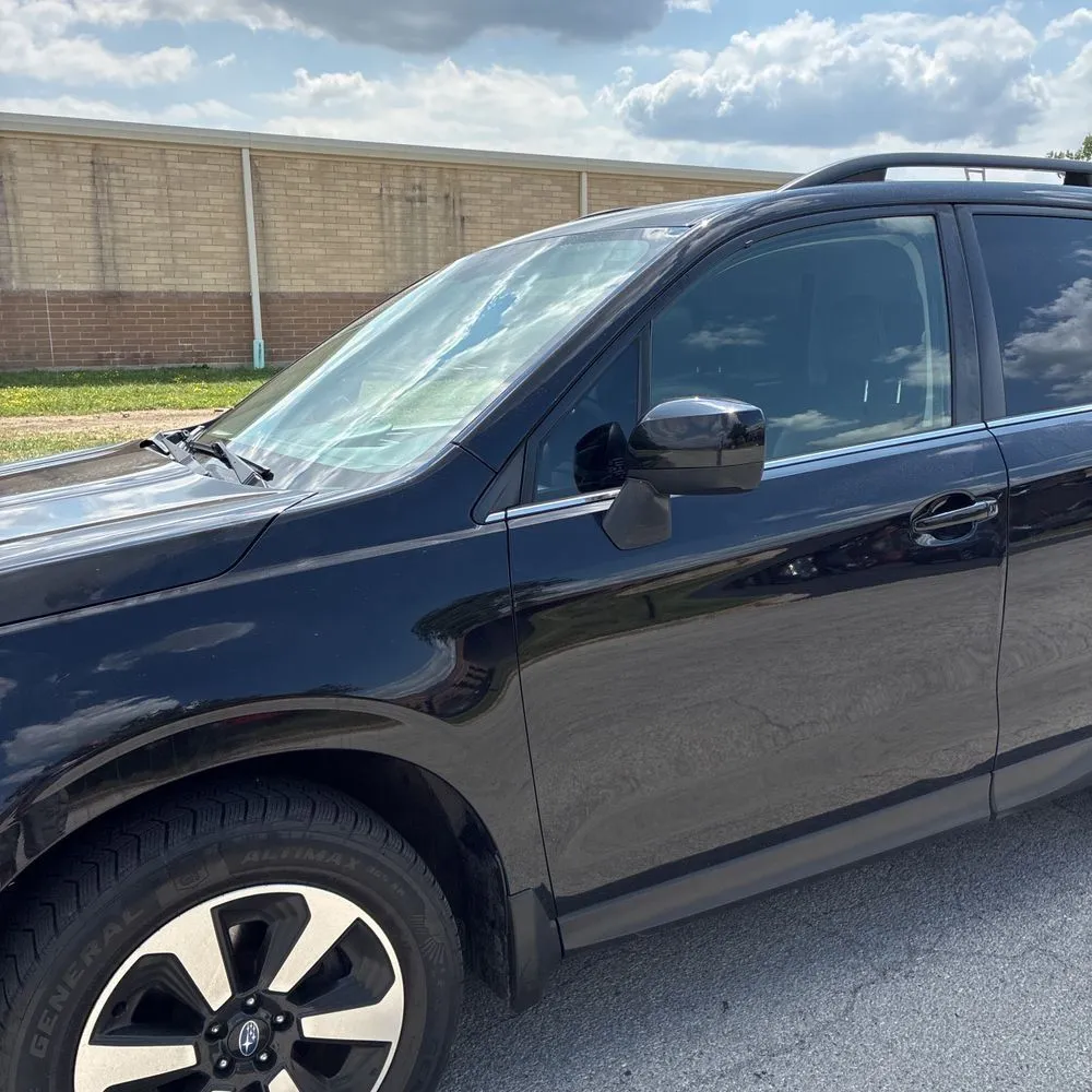 Subaru Forester photo 2