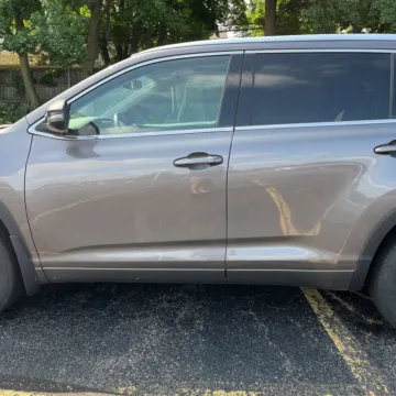 More photos of 2015 Toyota Highlander XLE V6 at 101 Motors, NJ