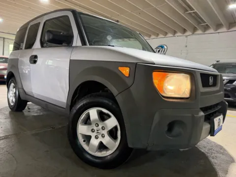 More photos of 2004 Honda Element EX at 101 Motors, NJ
