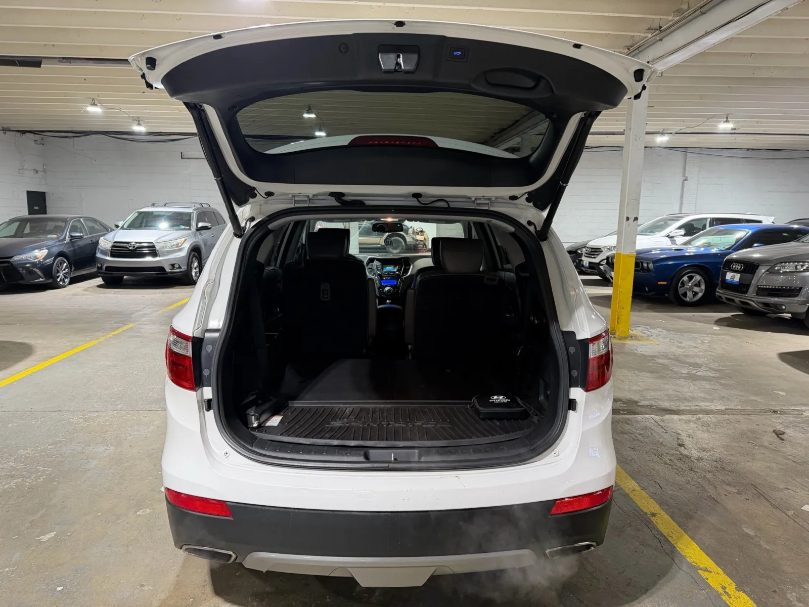 Hyundai Santa Fe photo 8