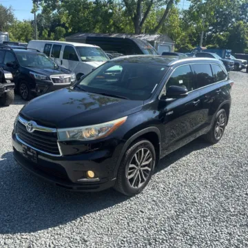 Black 2015 Toyota Highlander Hybrid Limited for sale in Carlstadt, NJ