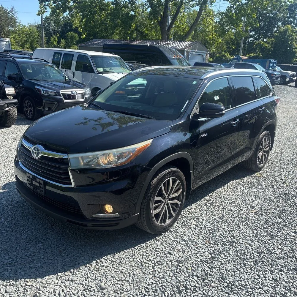 Black 2015 Toyota Highlander Hybrid Limited for sale in Carlstadt, NJ