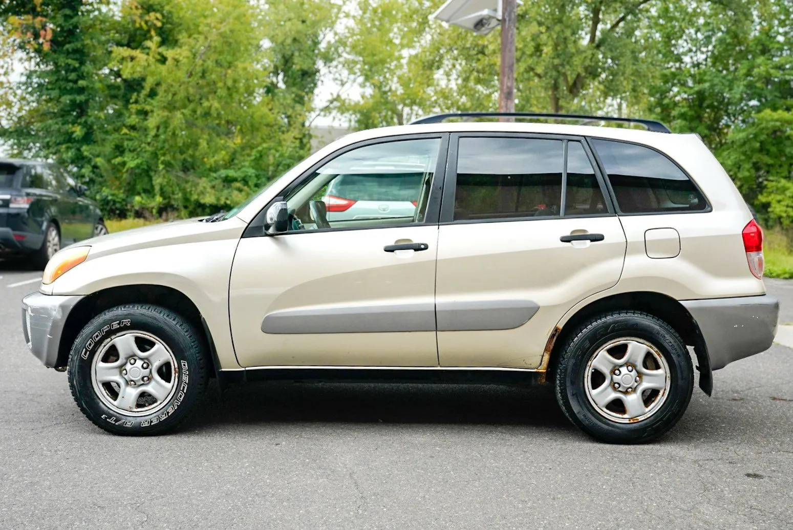 Toyota RAV4 photo 8