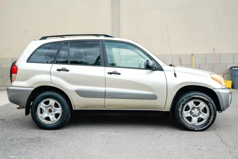 More photos of 2003 Toyota RAV4 at 101 Motors, NJ