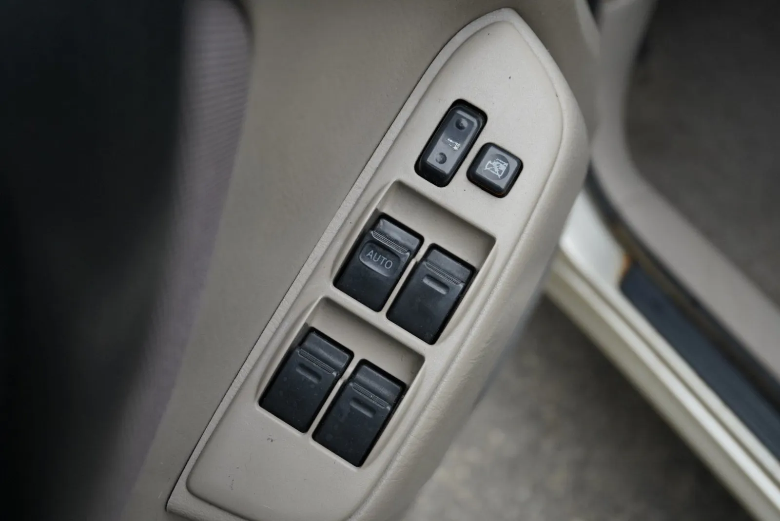 Toyota RAV4 photo 16